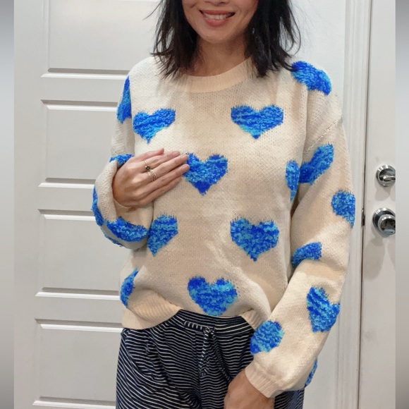 06 Cozy Hearts Print Oversized Knit Sweater Top - Picture 2 of 14